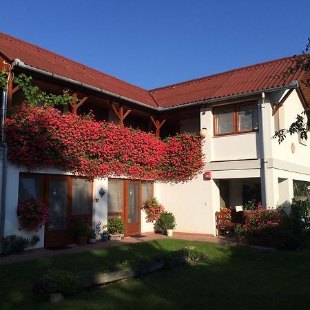 Ida Rooms Lajosmizse Zewnętrze zdjęcie