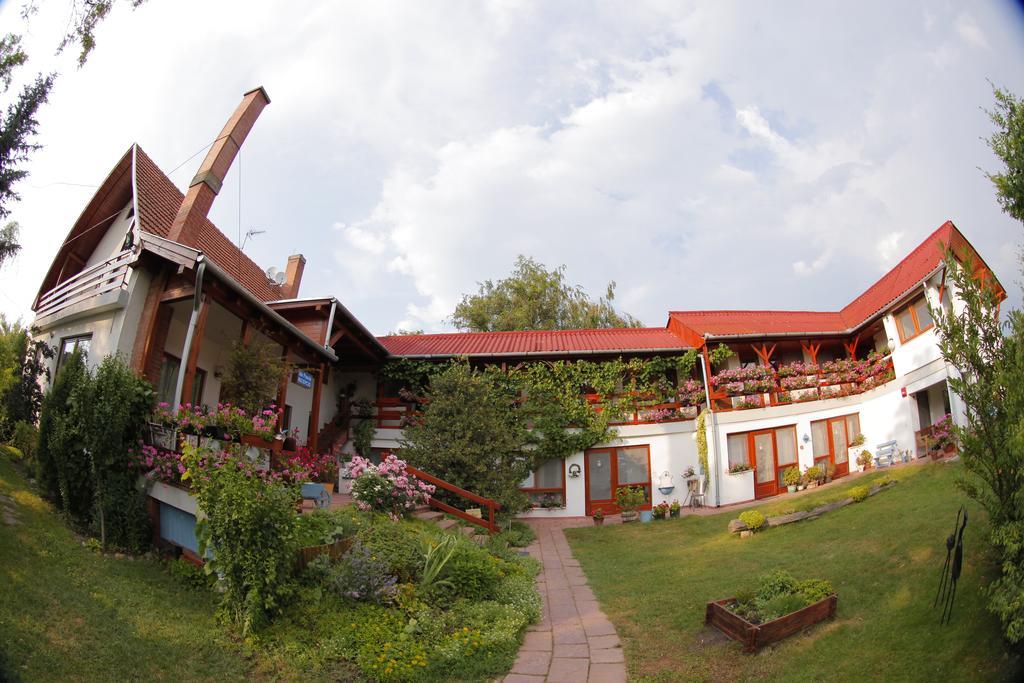 Ida Rooms Lajosmizse Zewnętrze zdjęcie