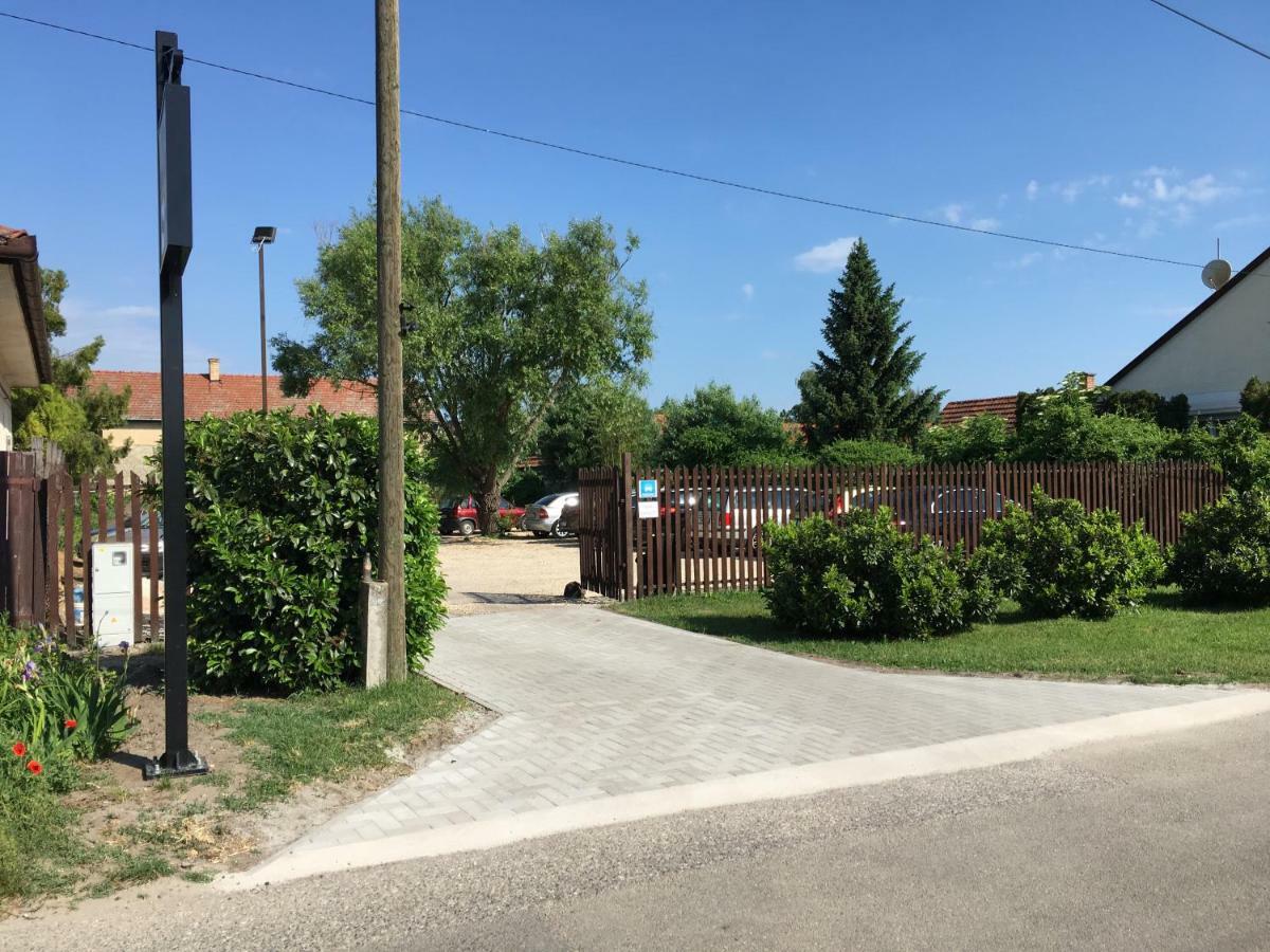 Ida Rooms Lajosmizse Zewnętrze zdjęcie